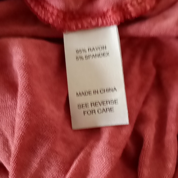 NWT BKE V-neck top - Picture 4 of 7